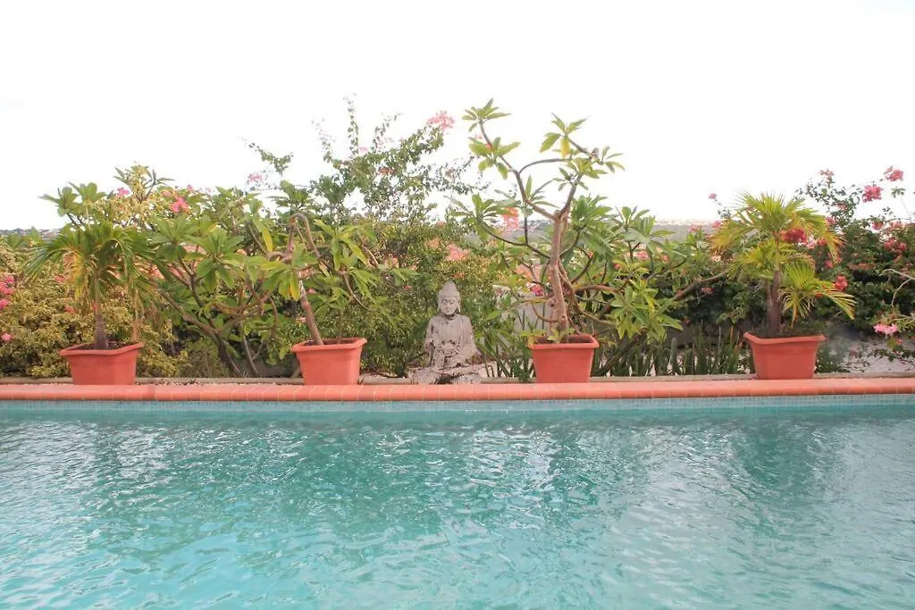 Villa Azura ウィレムスタッド
